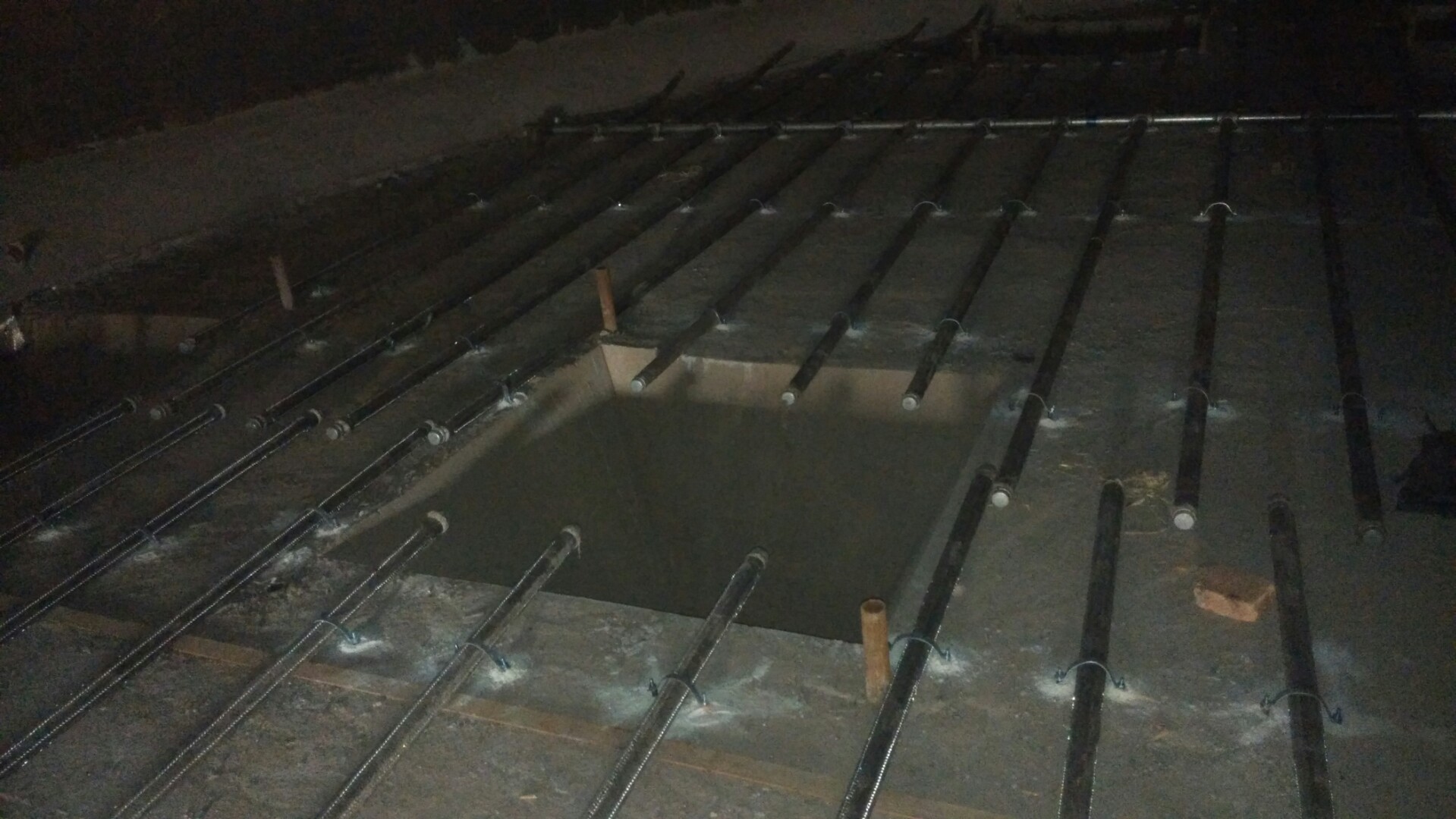 周矶管理区流化棒